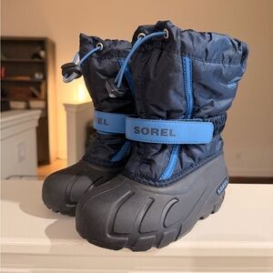 Sorel Dark Blue and Black Snow Boots